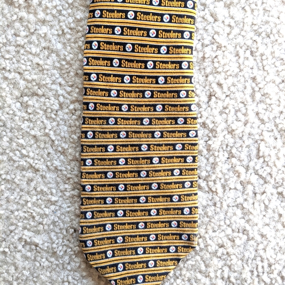 NFL Other - VINTAGE 1999 Pittsburgh Steelers Neck Tie Adult Unisex NFL Football Dress Tie